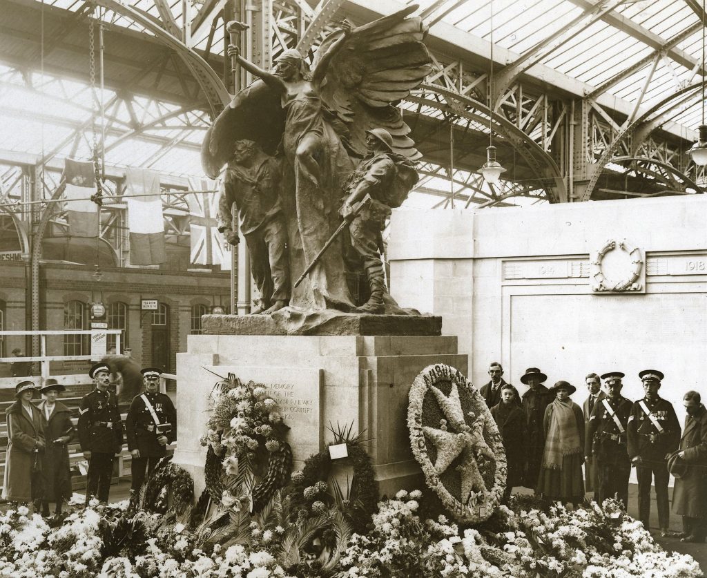 Unveiling of War Memorial at Dover Marine Station